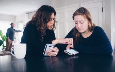 How to Help Your Teen Transition to a Smartphone